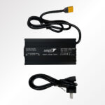 Manta TakeOff Evo Fast Charger - 8A