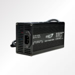 Manta TakeOff Evo Fast Charger - 8A - Image 5